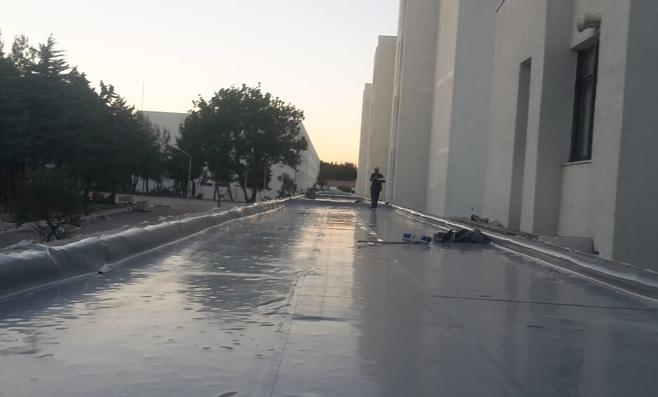 pvc-geomembran-teras-çatı-temel bohçalama-tünel-pvc geomembran kulanım alanları 