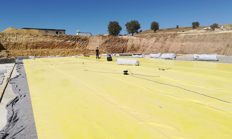 pvc-geomembran-teras-çatı-temel bohçalama-tünel-pvc geomembran kulanım alanları 