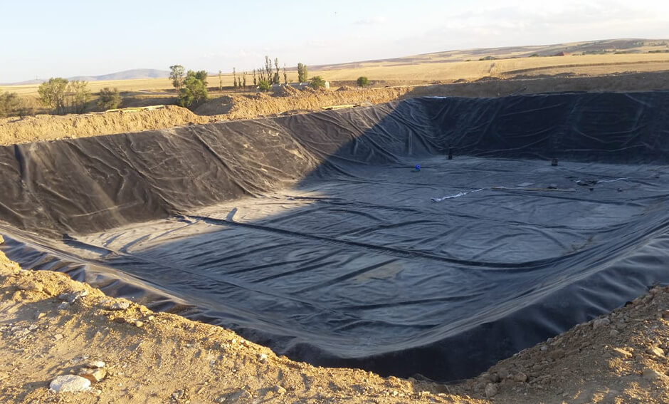 HDPE-geomembran-gölet-yalıtımı-baraj ve göeltler için hdpe geomembran kullanımı 