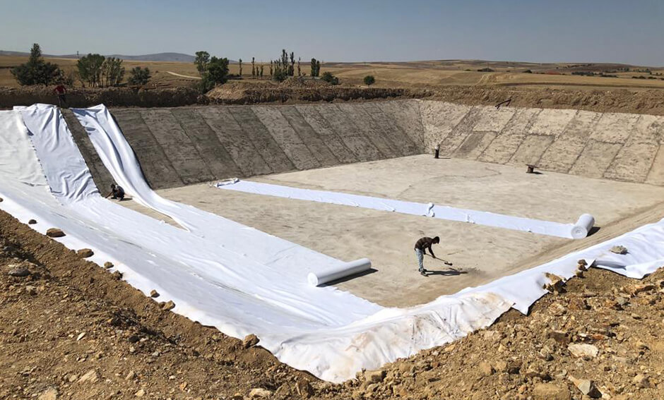 HDPE-geomembran-gölet-yalıtımı-baraj ve göeltler için hdpe geomembran kullanımı 